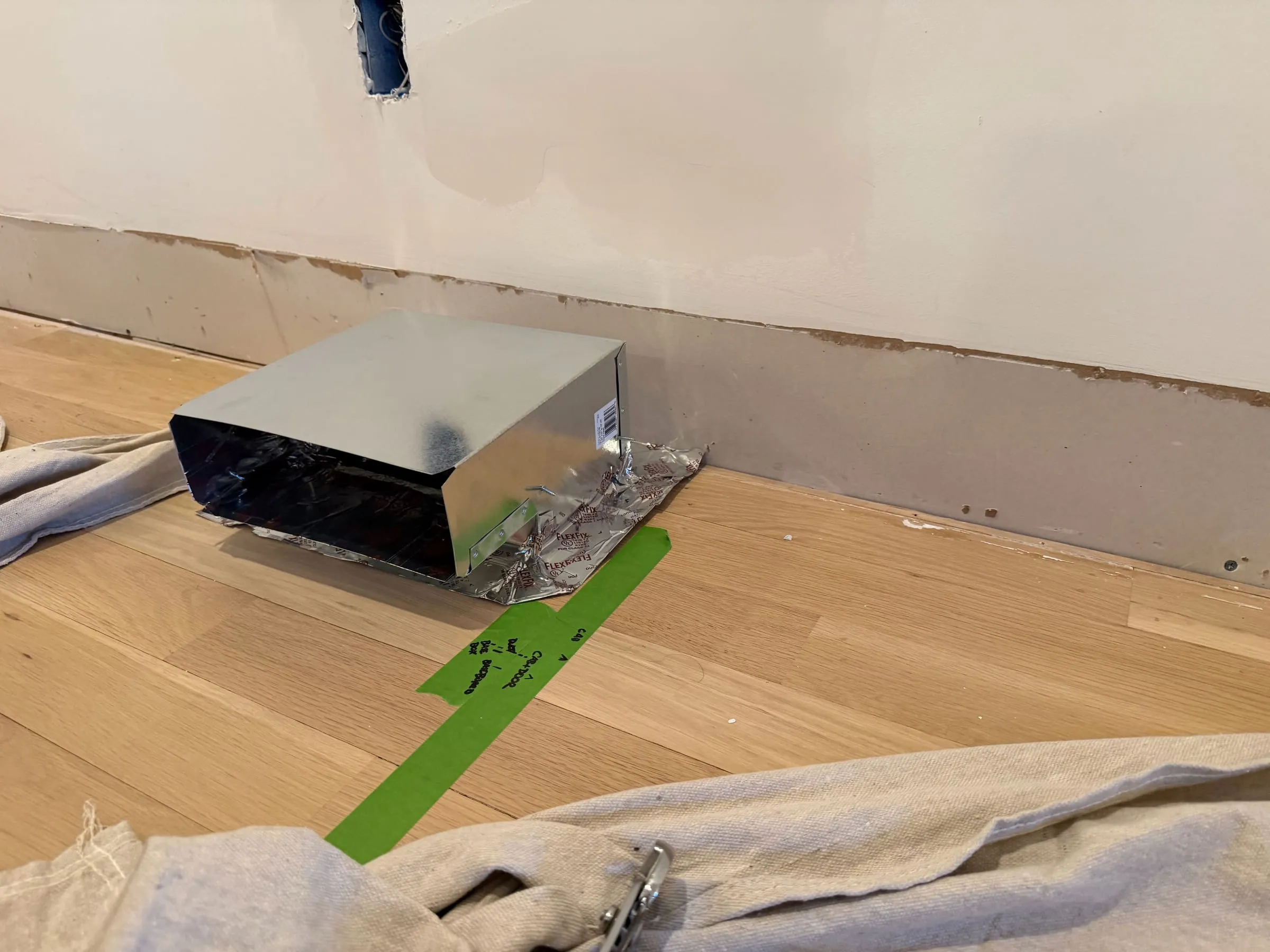 Cabinet base with integrated HVAC routing